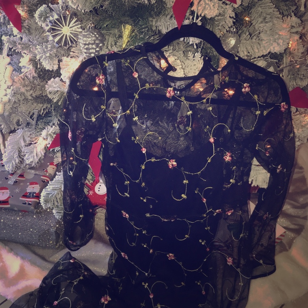 Long black flower detailed dress